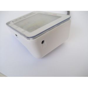 DC 6V Portable Blood Pressure Monitors, 125 * 91 * 60mm, 4 * 1.5V AA Batteries