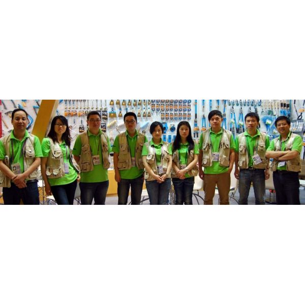 7.5m Length High Range Contractor Rubber Measuring Tape with 0.16mm Blade Thickness