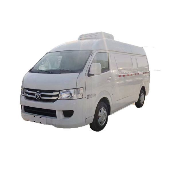 Bread Type Small Truck Refrigerated Transport Fruit 1.5 Ton Freezer Refrigerated