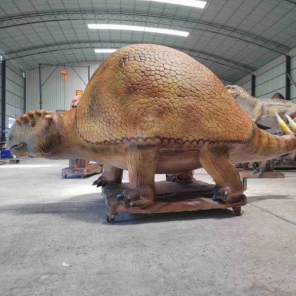 Life Sized Animatronic Animal Ice Age Animated Glyptodon Sculpture