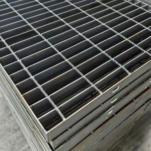 Easy 15mm Expanded Metal Sheet With Tamper Proof Bolts