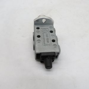 Gearbox Transmission Spare Parts Double H Valve F99660