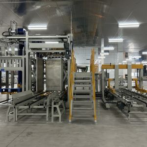 PLC Industrial Full Cans Beverage Palletizer High Speed 15Kw 380V