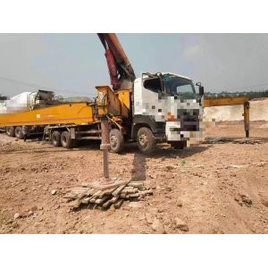240m 178 Cylinder Type Concrete Pump on Hino Chassis for Good Original Condition 2013