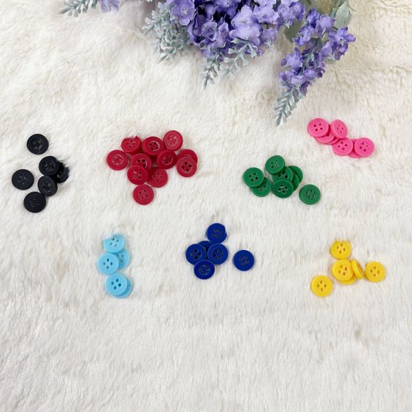 Fashion Buttons Custom DIY Luxury Colorful Round 4 holes Resin Buttons Polyester Shirt Button for Garment