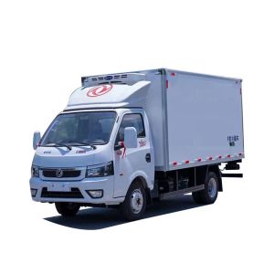 Small Dongfeng Refrigerator Truck Container Type 2 Ton 3ton Refrigerated Truck