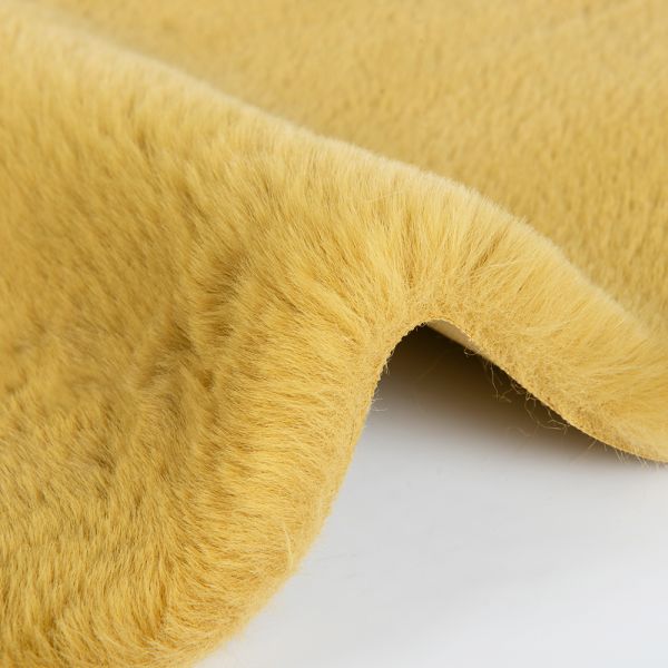 100% Polyester Front Material Plush Faux Fur Fabric for Coat Customized Design