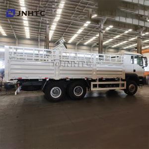 Sinotruk HOWO TX Fence Cargo Truck 6x4 400Hp Cargo Trucks
