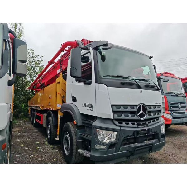 Original condition 2021 Sany concrete pump truck classic model 56 meters