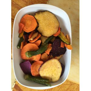 Healthy Food Crispy Dried Fruits and Vegetables Mixed Snacks Fried Sweet Potato