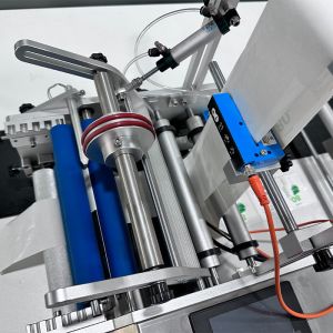 Round Bottle 220V 50HZ Filling Capping Labeling Machine For Industrial