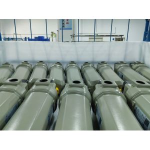 Extended Service Life Air Compressor Oil Filter with Unique Lock Design and