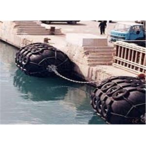 50kPa and 80kPa Boat Rubber Fender Protecting Vessel