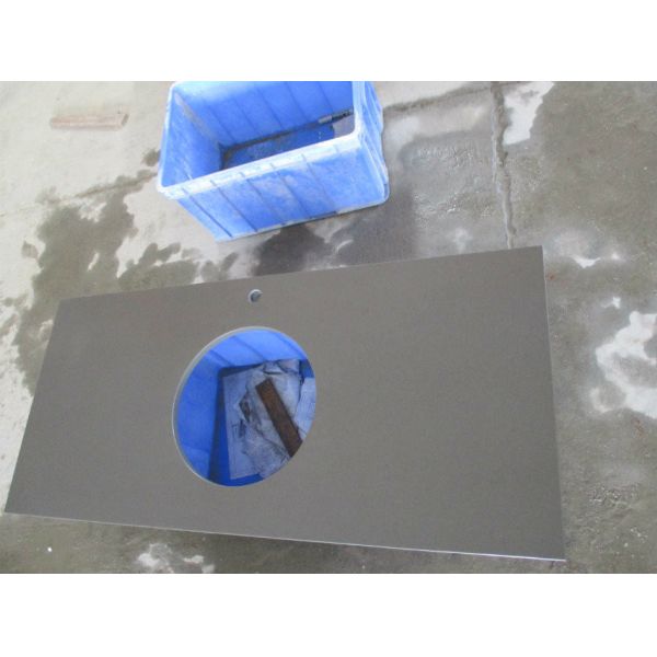 Fine Grain Granite Solid Quartz Countertops For Kitchens 7Mohs Hardness Grey