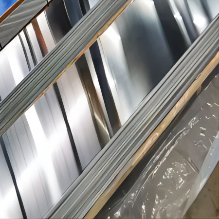 Buy 1250mm Width JIS 5052 Aluminium Sheet Mill Finish For Automotive Filed at wholesale prices