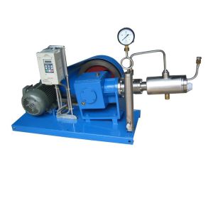 Low Vibration LNG Cryogenic Liquid Pump For L-CNG Piping Supply 10000-30000L/h