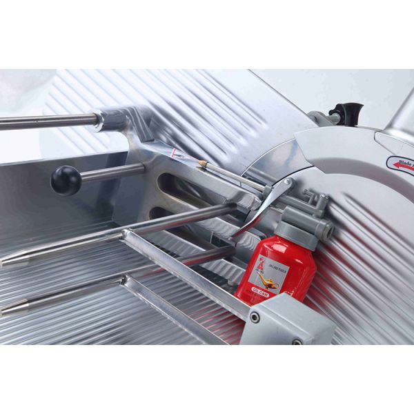 Wholesale of stainless steel electric meat grinder for household and commercial use in factories