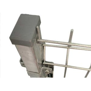 Rectangle Post PE Coating 50*200mm Wire Mesh Security Fence