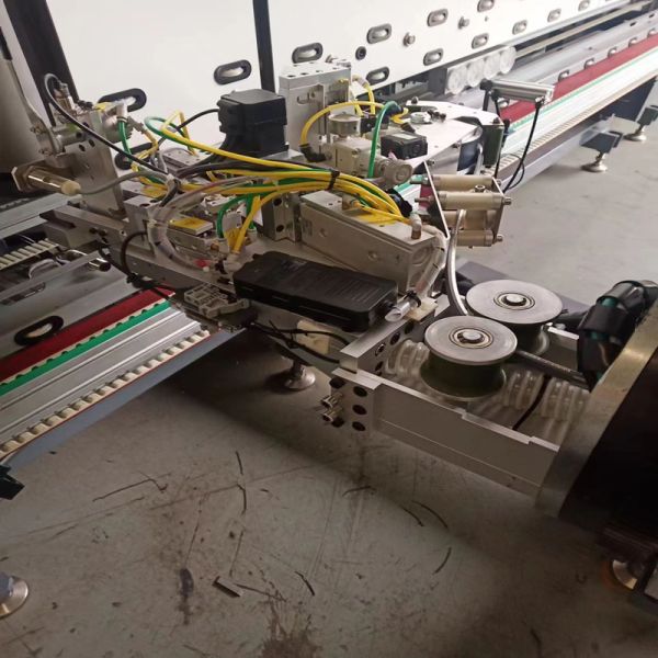 CNC SUPER SPACER EQUIPPED ROBOT