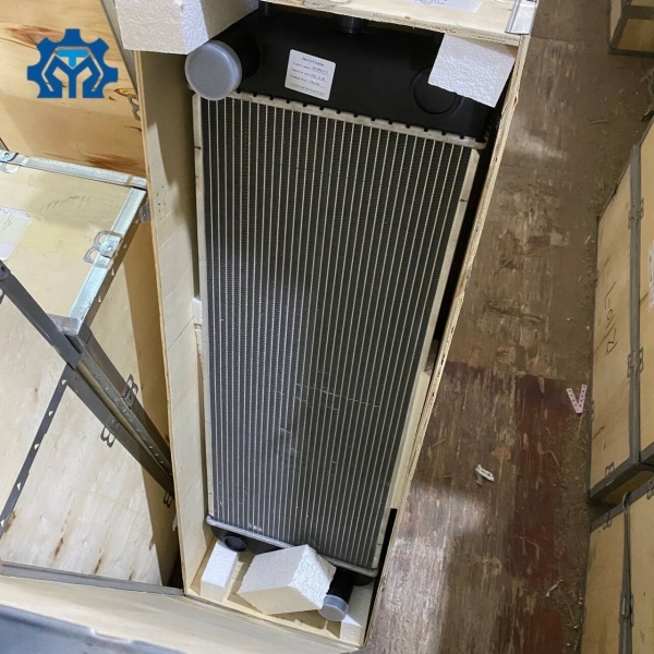 Buy ZAX120-3 EX120-3 ZX140W-3 SH135 Water Radiator for Hitachi Excavator 4467355 at wholesale prices