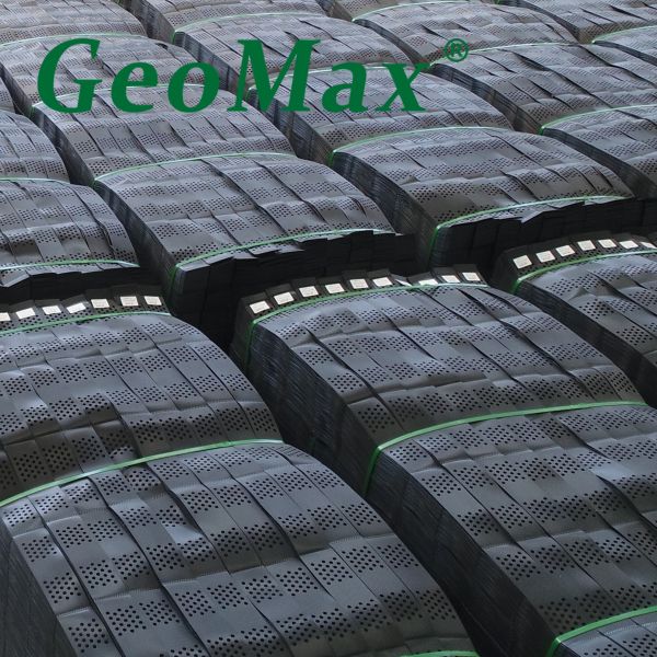 BLACK HDPE GEOCELL 150MM HEIGHT 356MM WELDING SPACE FOR AIRFIELD AND RUNWAY