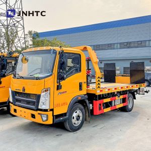 Quality Sinotruk HOWO 4x2 3-8TON Light Flatbed Cargo Wrecker Truck for sale