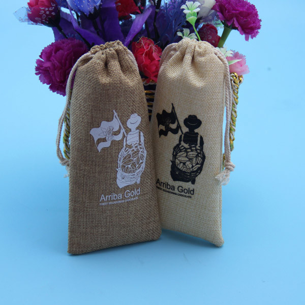 Hand Made Printed Jute Drawstring Bag Wear Resistant For Christmas Gift Packing