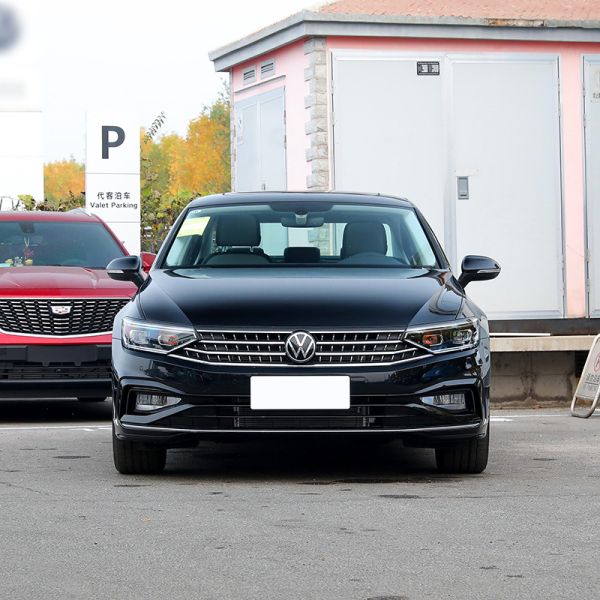 Electric Steering System 4 Doors 5 Seats Sedan 210 km/h Petrol Used Car Volks-wagen Magotan 280TSI Leading Type FWD