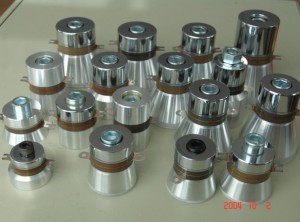 China RoHs Certificate Piezoelectric Ultrasonic Transducer 100W CCWY For Cleaner on sale
