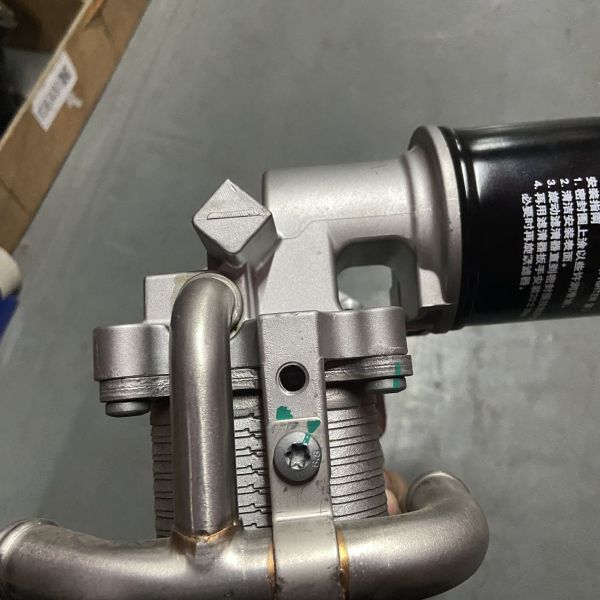 Maxus G10 V60 T60 T70 2.0 Straight Pipe Oil Filter with Iron Filter Paper Technology