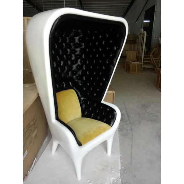 Hat Style Fiberglass Arm Chair Modern Relaxing Durable FRP For Leisure
