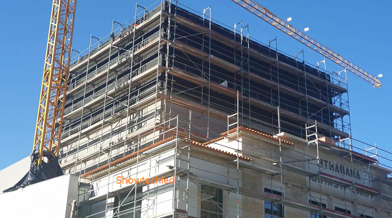 15bit Outdoor Advertising LED Display Billboards 220W/M2 Outdoor LED Video Wall