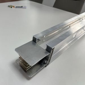 50-60Hz IP54 Busway System  & Cable System Busduct Elbow Track