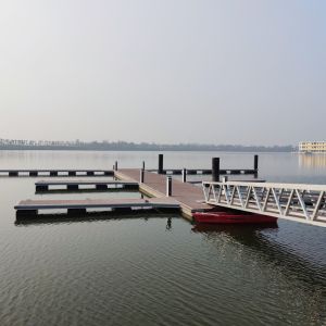 Quality Low Maintenance Aluminum Alloy Floating Docks with Smooth Surface for sale