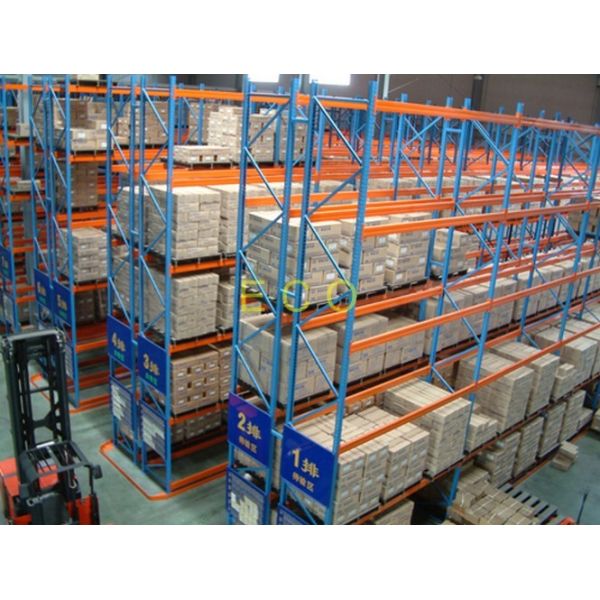 Narrow Aisle Pallet Style Steel Warehouse Storage Racks / Adjustable Selective