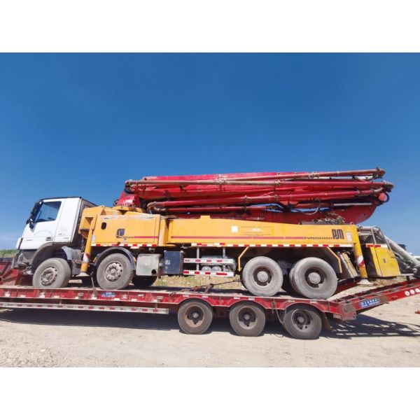Provide After-sales Service Truck Mounted Pump Putzmeister 46 Meter Used Boom Pump
