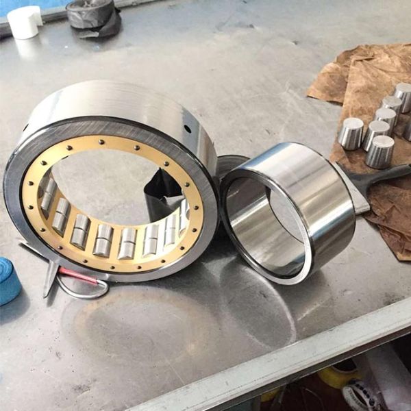 Single Row Precision Needle Roller Bearings Non Locating Brass Caged NU2215E