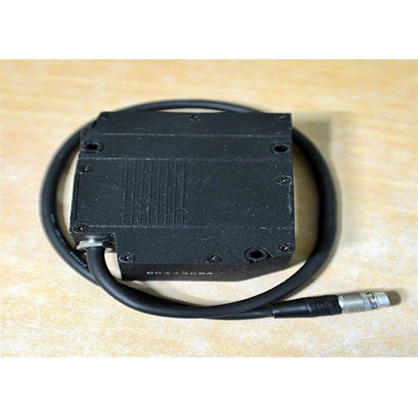 Omron Z300-S5T LASER SENSOR HEAD HIGH PRECISION PLC Programmable Logic