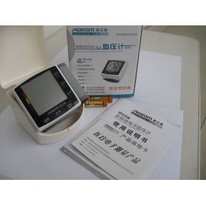 Measure diastolic and systolic pressure, heart rate Portable Blood Pressure