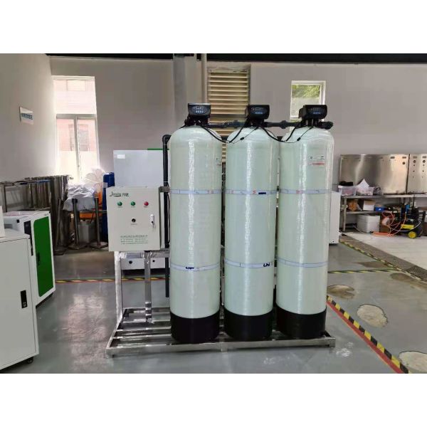 Buy Industrial Water Softener Plant Reverse Osmosis System Automatic 2000L PH at wholesale prices