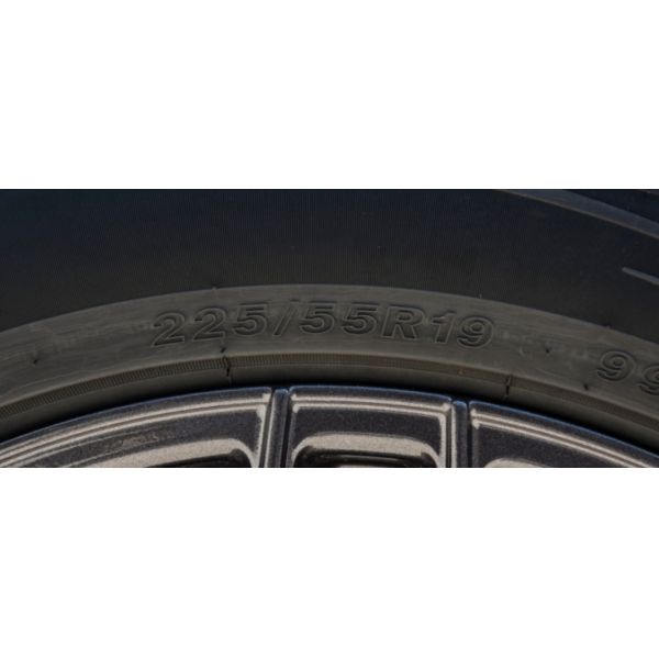 Changan OSHAN Z6 2022 Blue Whale 1.5T DCT Zhizun model 5 Door 5 seats SUV