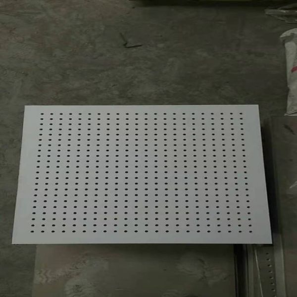 Thermal Conductivity 0.16 W/MK And Flexible Ceiling Tiles For Indoor Decoration