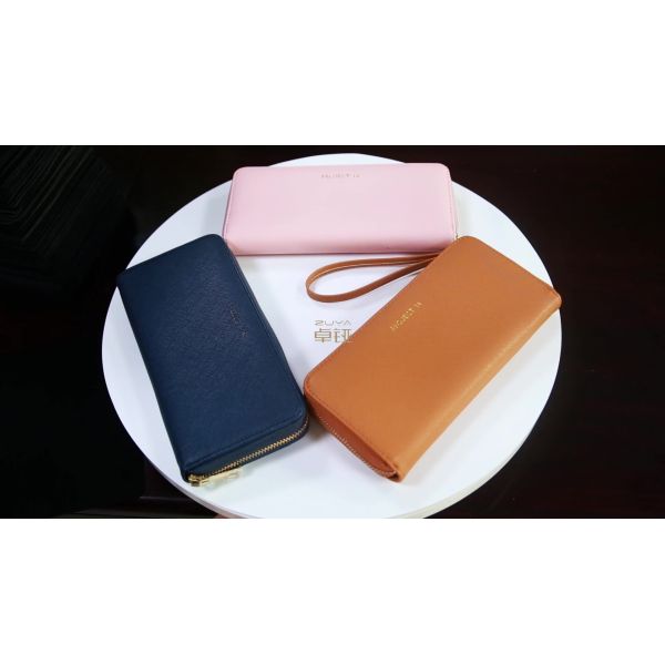 Buy 21x10cm Long Zipper Wallet , Debossed TPCH Ladies Wallet Clutch at wholesale prices