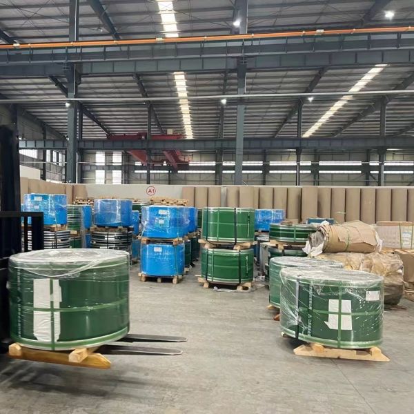 SUS430 Stainless Steel Strips 0.1mm 0.2mm 0.3mm With 2D Surface Slit Cutting Strips