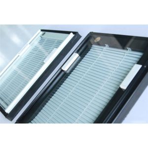 Double Glazed Built In Blinds Glass Panel with VERTICAL Opening Pattern and