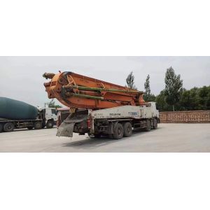 Max.Theory Output 140 M3/H Concrete Pump Zoomlion 52 Meter Truck Mounted