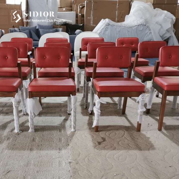 PU Leather Solid Wood Upholstered Dining Chairs 58cm Width For Restaurant Home