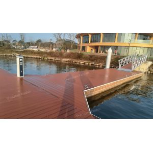 Marina Floating Dock Aluminum Gangways WPC / Plastic / Wood Deck Customized