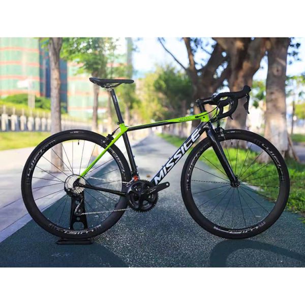 Buy 22 Speed Aluminum Alloy Road Bike R7020 700C Bicycle For Men Lightweight And Advanced at wholesale prices
