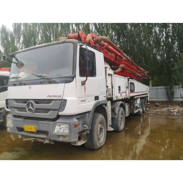 Structure Cylinder Type Used Heavy Equipment for Putzmeister 56 Meter Concrete Pump Truck